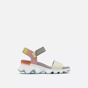 Sorel size 10 kinetic sandal